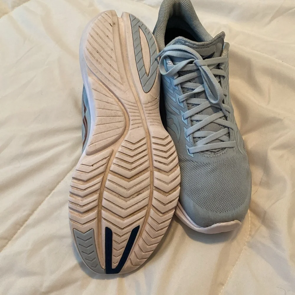 Saucony kinvara 12 running shoes